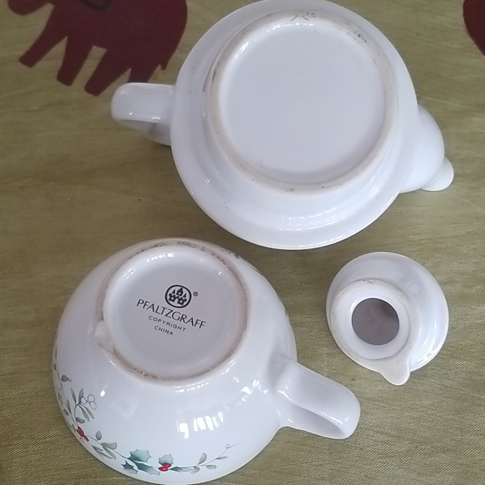 Pfalzgraff Winterberry 3 PC "TEA for One" Tea Set - Picture 6 of 8